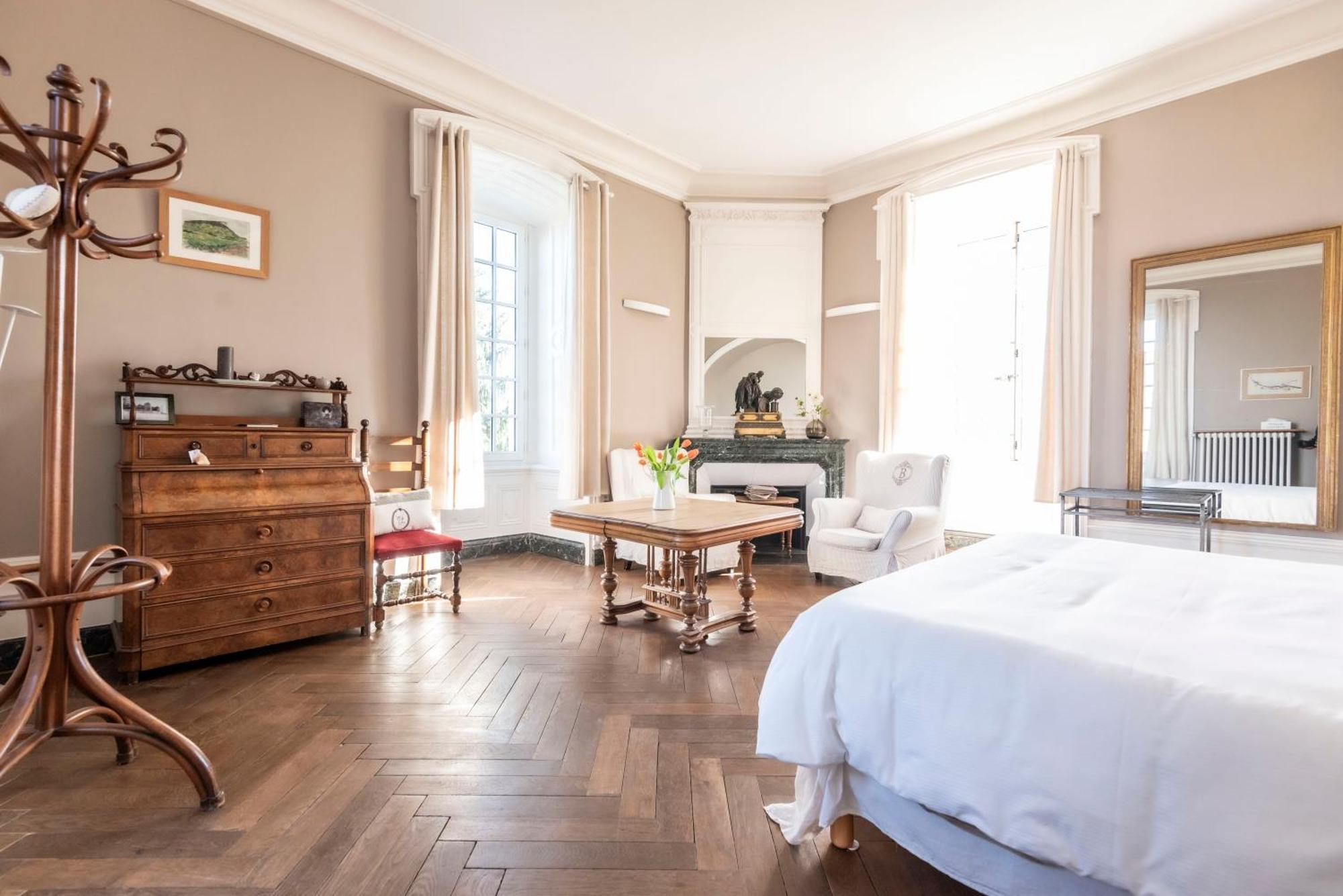 Chateau De Salornay Hurigny Extérieur photo