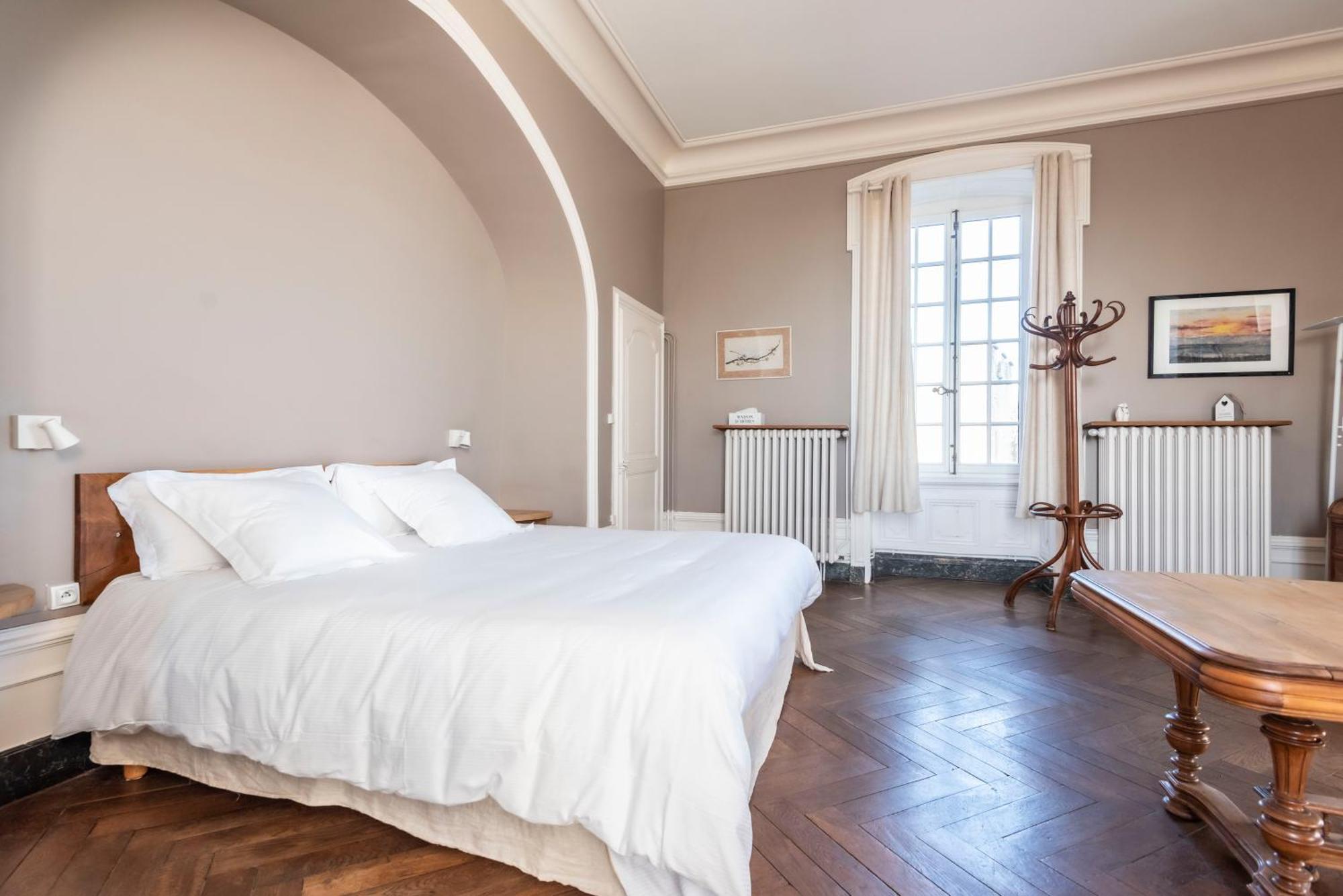 Chateau De Salornay Hurigny Extérieur photo